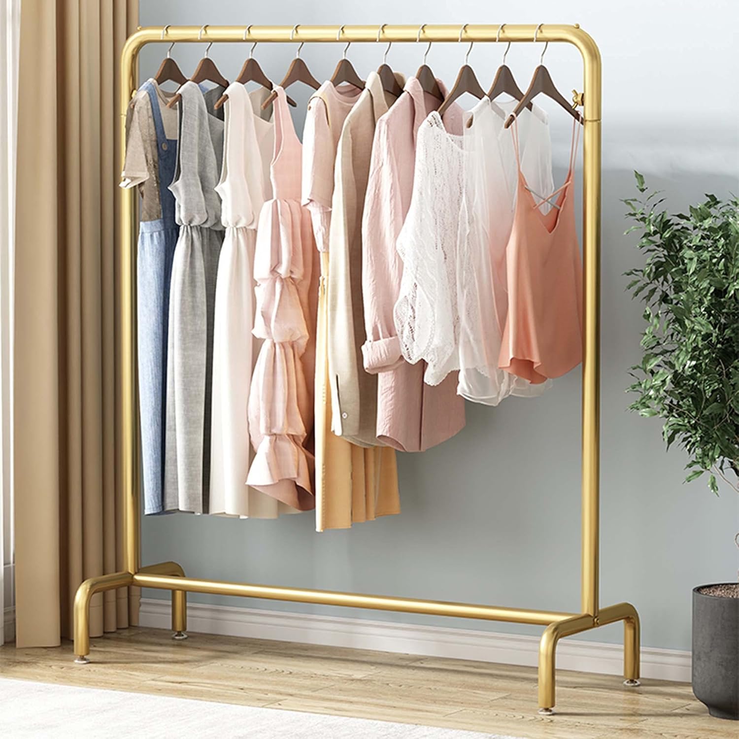 Clothing Display Rack for Women's Wear – Metal Furniture