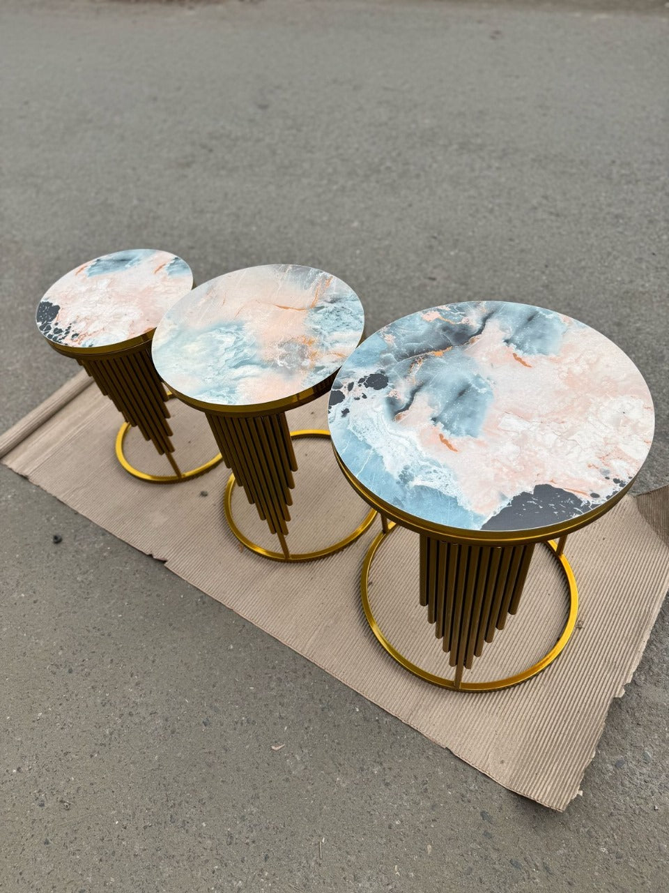 3 Set Of Nesting Table Luxury Style Elegant nesting Tables With wooden marble texture sheet And metal Frames for living room